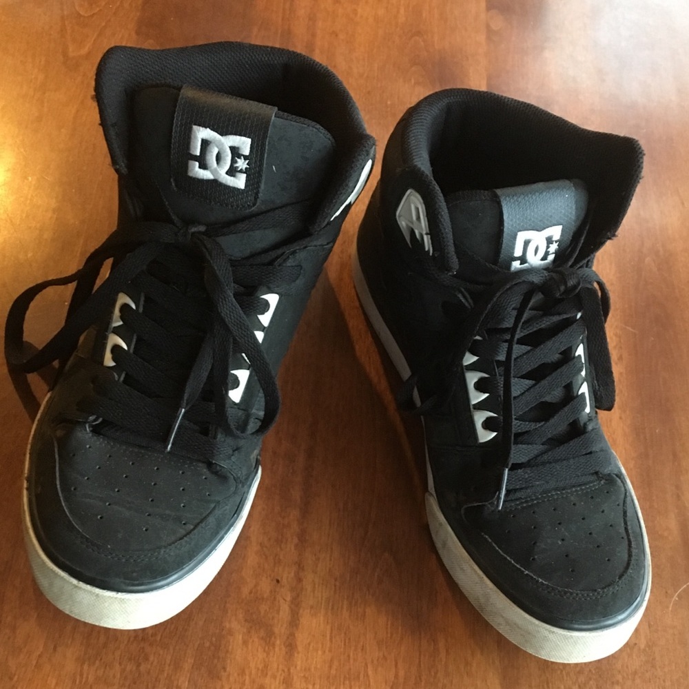 DC sneakers